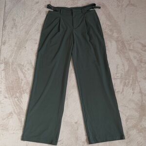 Alo yoga green joggers